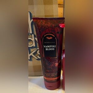Vampire Blood ✨mix&match✨ bath and body works